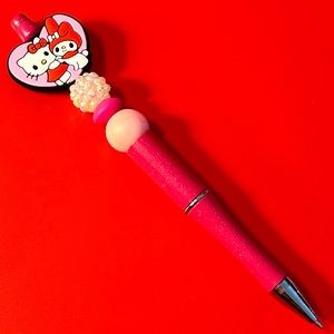 Hello Kitty 🐱🌸 Beaded Pen